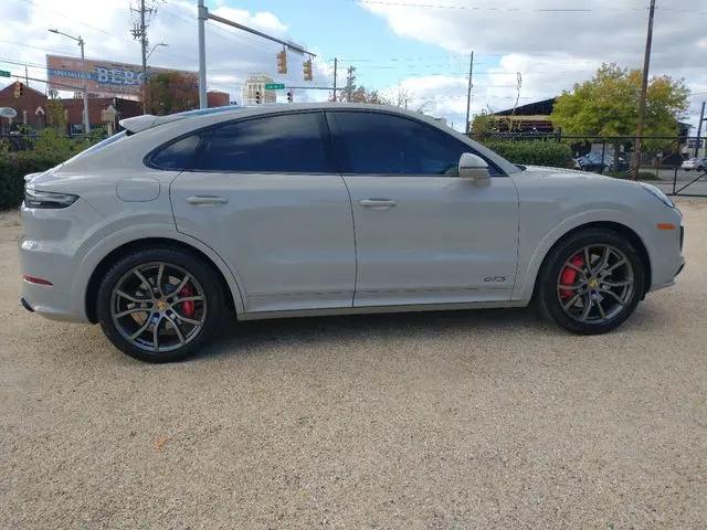 2022 Porsche Cayenne GTS