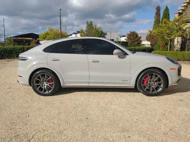2022 Porsche Cayenne GTS