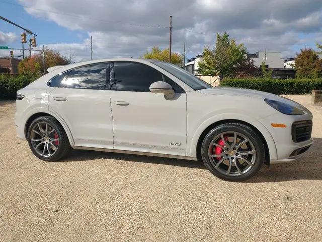 2022 Porsche Cayenne GTS