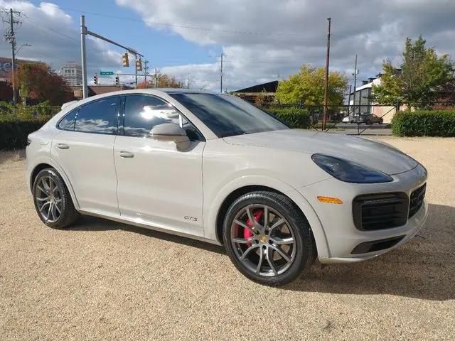2022 Porsche Cayenne GTS