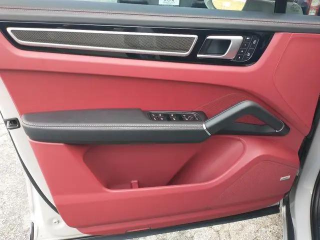 2022 Porsche Cayenne GTS