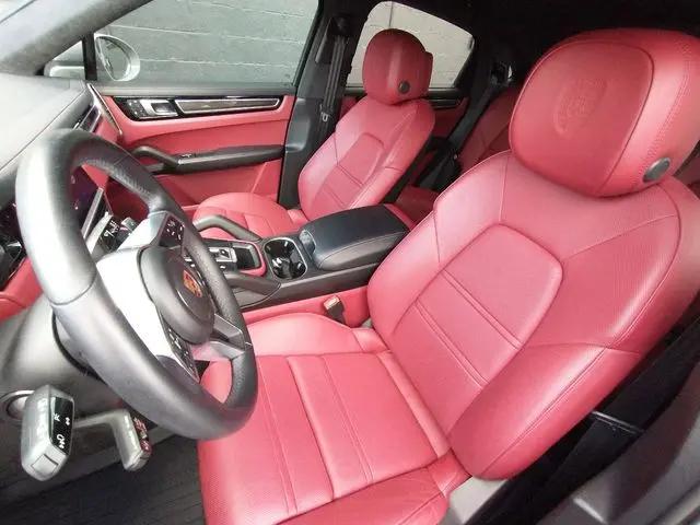 2022 Porsche Cayenne GTS