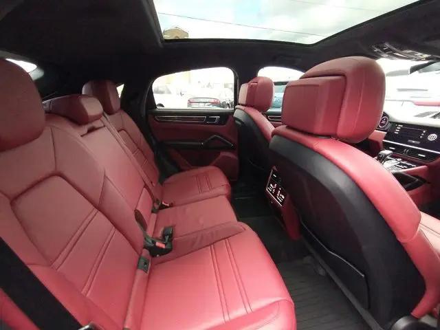 2022 Porsche Cayenne GTS