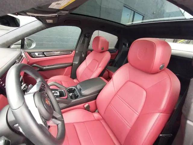 2022 Porsche Cayenne GTS