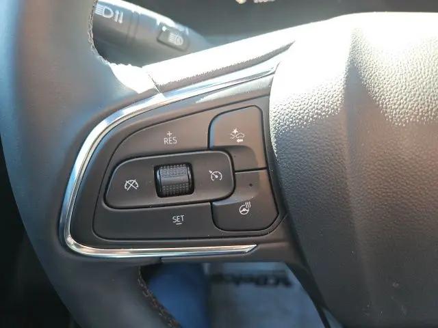 2026 Buick NV Preferred FWD