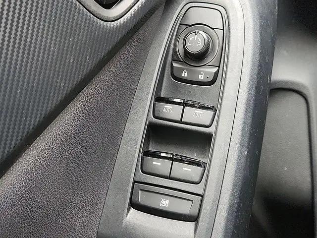 2025 Subaru Crosstrek 2.0i