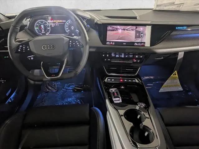 2026 Audi e-tron GT Prestige quattro