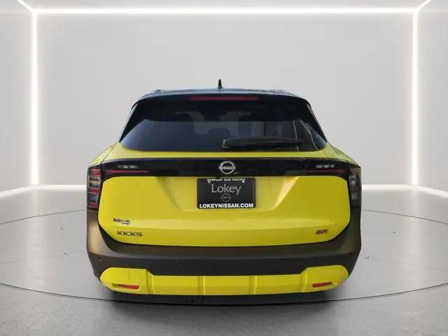 2026 Nissan Kicks SR