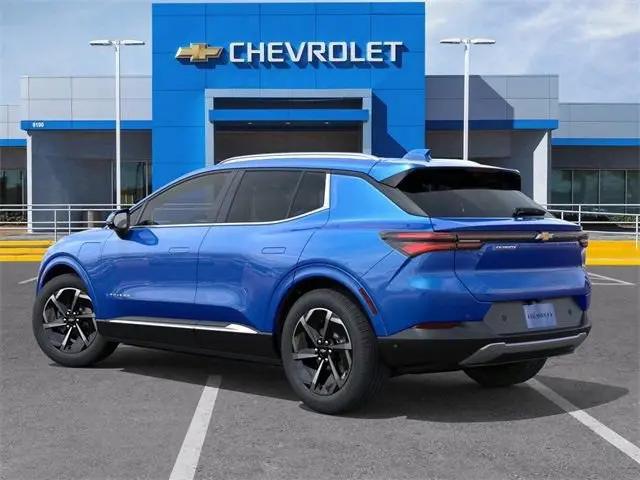 2025 Chevrolet Equinox LT 2