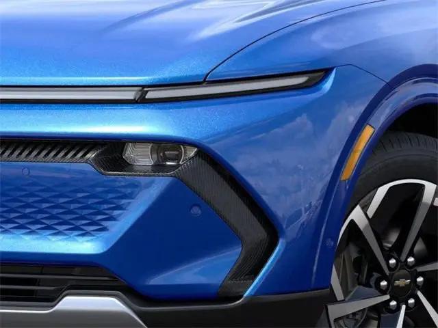 2025 Chevrolet Equinox LT 2