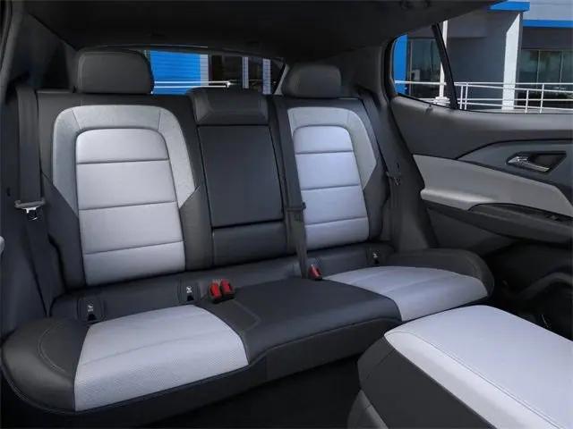 2025 Chevrolet Equinox LT 2