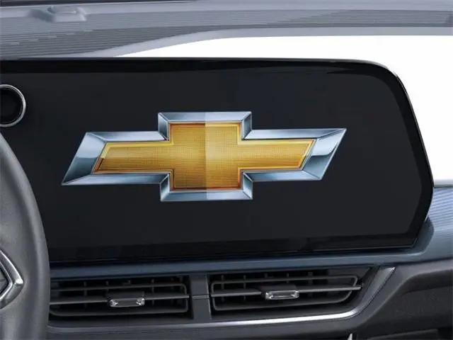 2025 Chevrolet Equinox LT 2