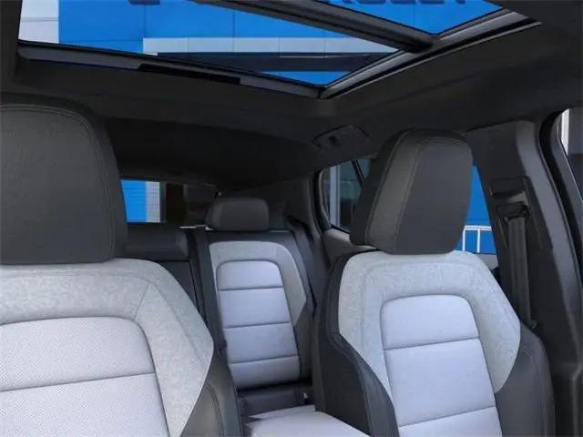 2025 Chevrolet Equinox LT 2