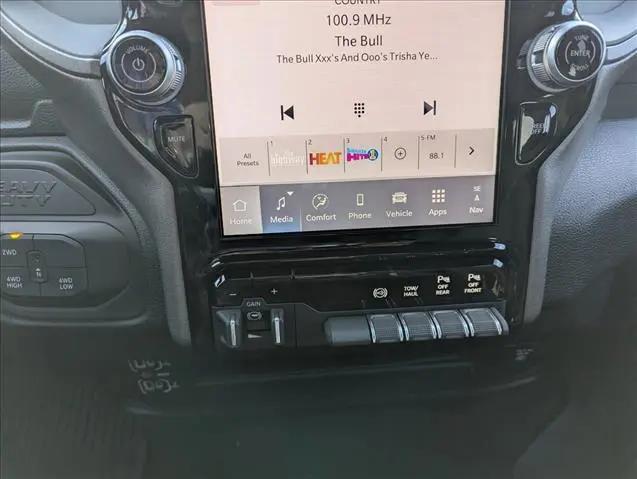 2026 Ram 3500 Tradesman Crew Cab 4x4 8' Box