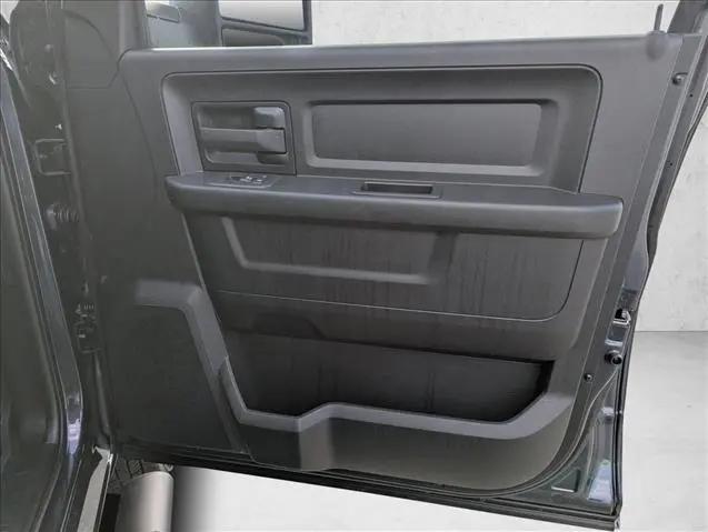 2026 Ram 3500 Tradesman Crew Cab 4x4 8' Box