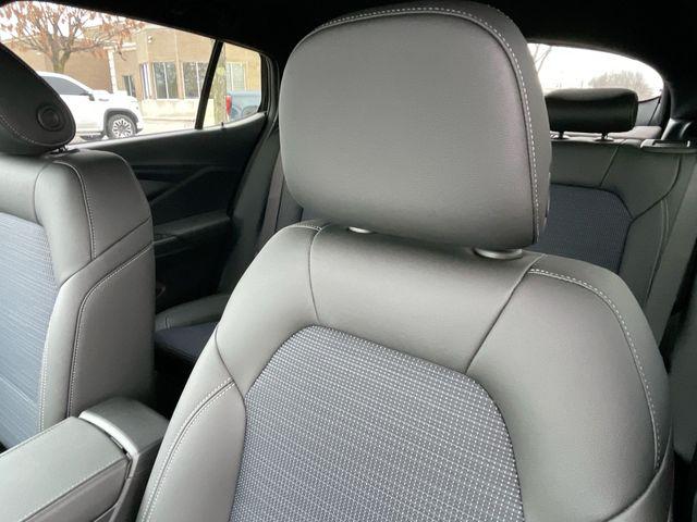 2026 Buick NV Preferred FWD