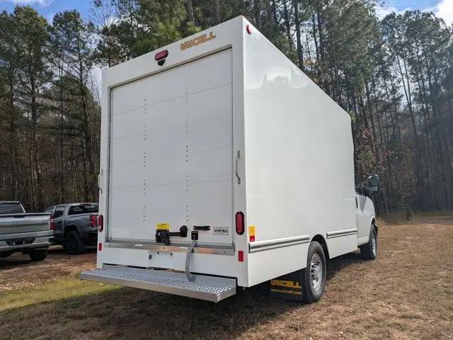 2025 Chevrolet Express Cutaway Work Van