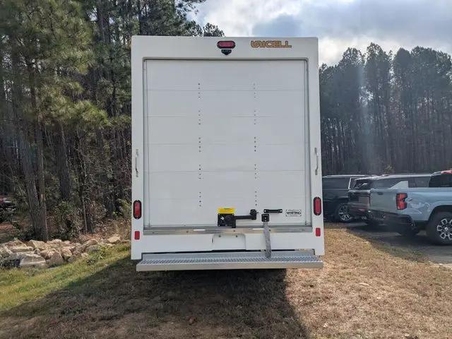 2025 Chevrolet Express Cutaway Work Van