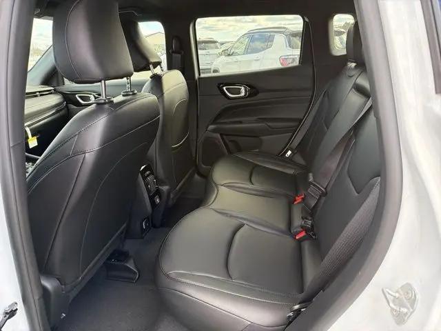 2026 Jeep Compass Limited Altitude