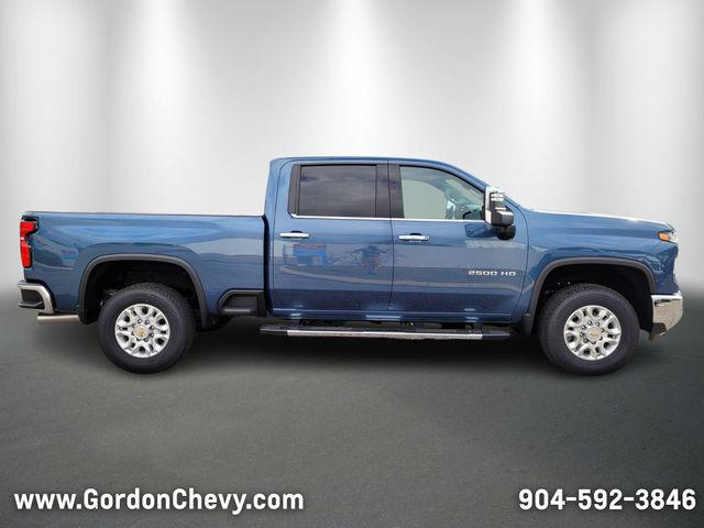 2025 Chevrolet Silverado 2500HD 2WD Crew Cab Standard Bed LTZ