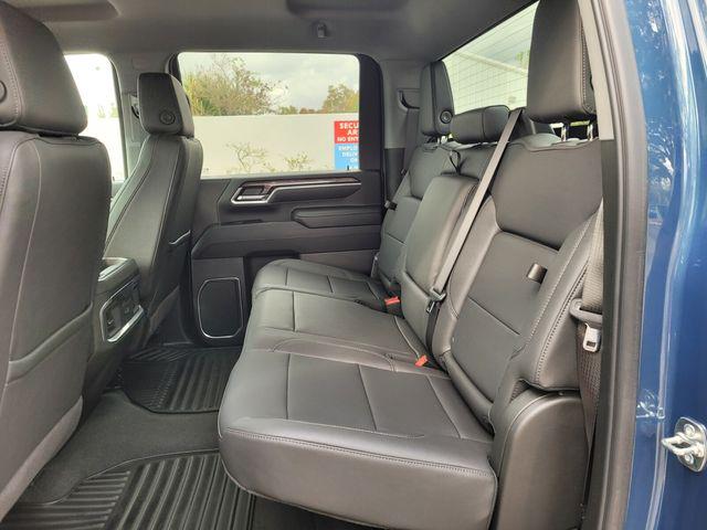 2025 Chevrolet Silverado 2500HD 2WD Crew Cab Standard Bed LTZ