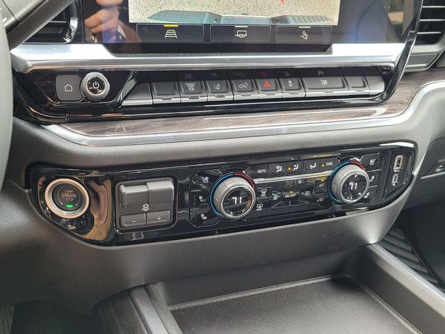 2025 Chevrolet Silverado 2500HD 2WD Crew Cab Standard Bed LTZ