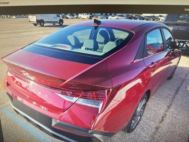 2025 Hyundai Elantra SEL Convenience 2025 Hyundai Elantra SEL Convenience