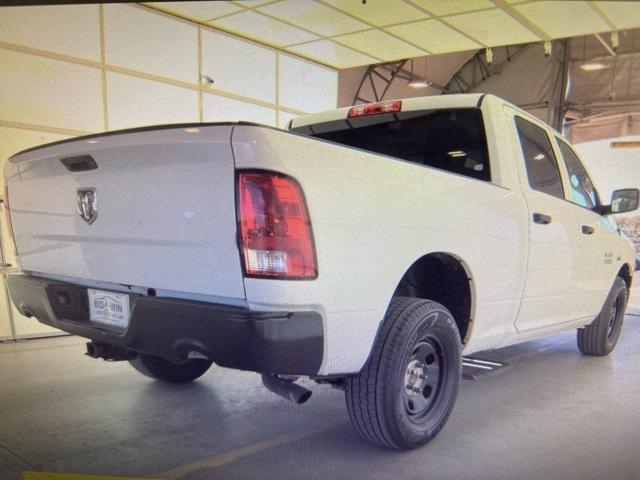 2018 RAM 1500 Tradesman Crew Cab 4x4 64 Box 2018 RAM 1500 Tradesman Crew Cab 4x4 64 Box