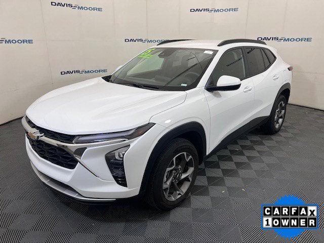 2025 Chevrolet Trax FWD LT