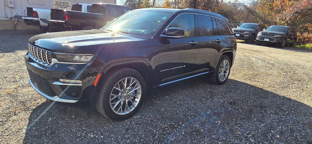 2024 Jeep Grand Cherokee Summit 4x4 2024 Jeep Grand Cherokee Summit 4x4