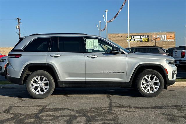 2022 Jeep Grand Cherokee Limited 4x2 2022 Jeep Grand Cherokee Limited 4x2