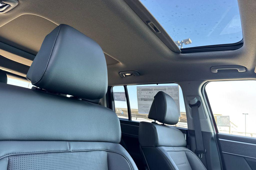 2026 Hyundai Santa Fe Limited - Photo 19