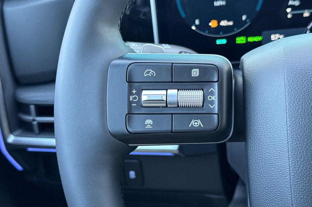 2026 Hyundai Santa Fe Limited - Photo 29