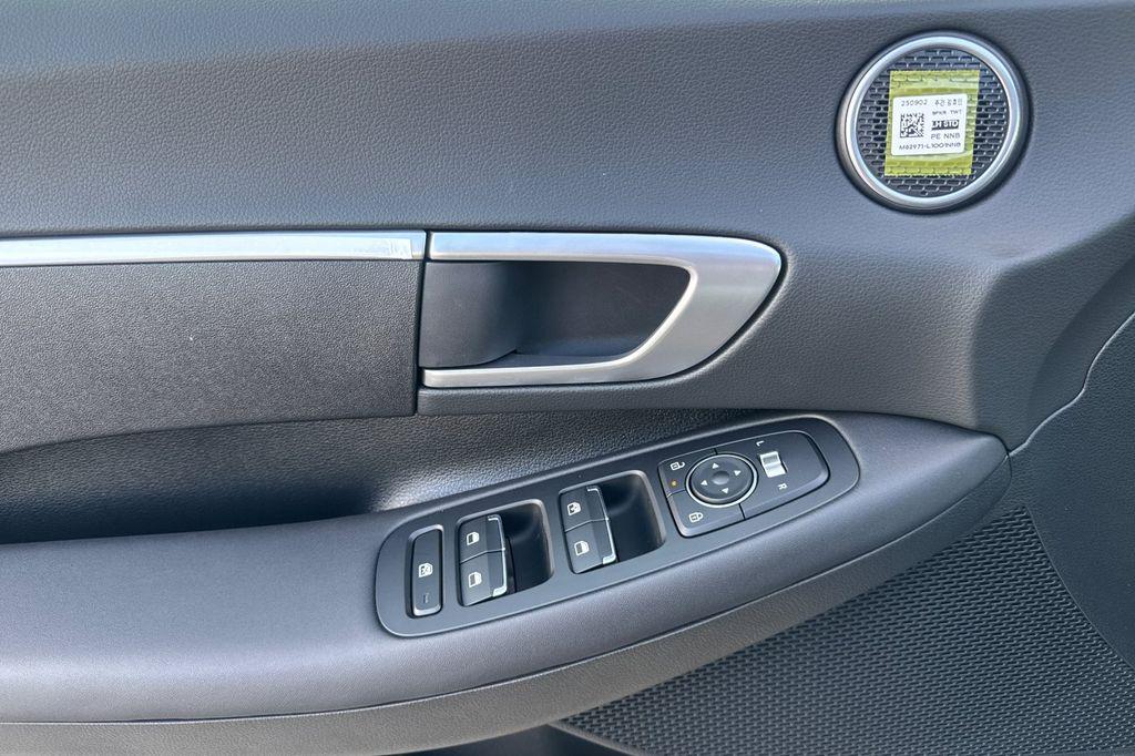 2026 Hyundai Sonata SE - Photo 10