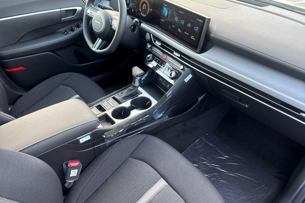 2026 Hyundai Sonata SE - Photo 15