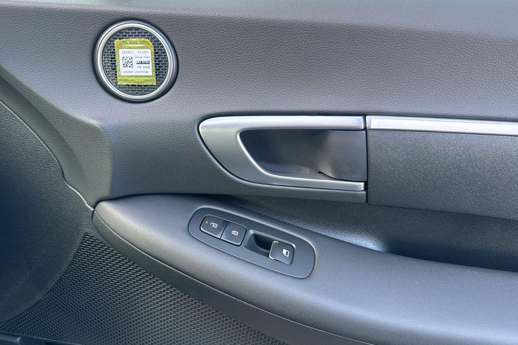2026 Hyundai Sonata SE - Photo 17