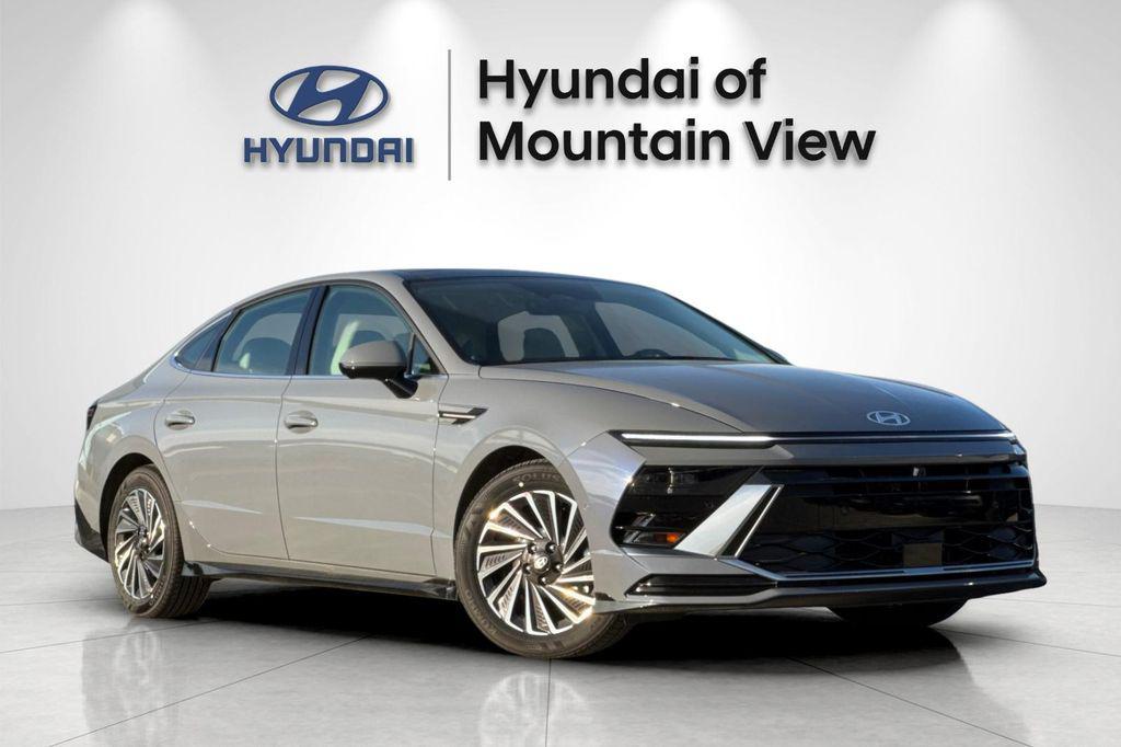 2026 Hyundai Sonata Hybrid Limited
