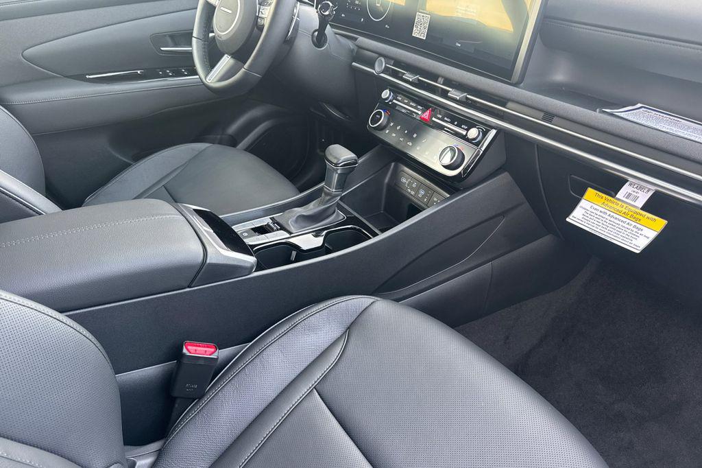 2026 Hyundai Santa Cruz Limited - Photo 16