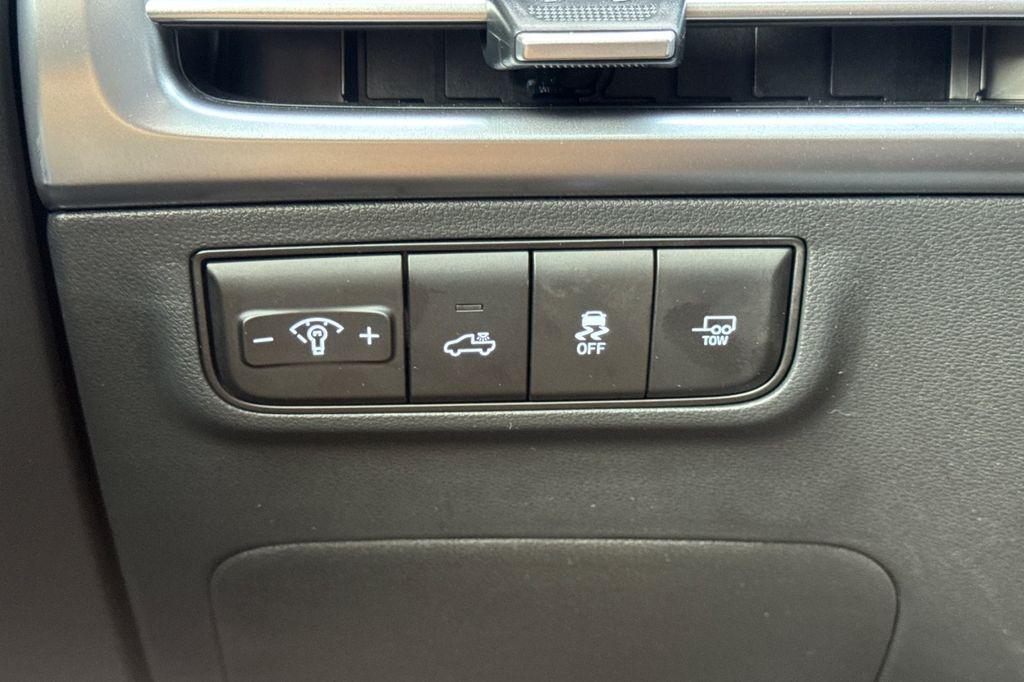 2026 Hyundai Santa Cruz Limited - Photo 30
