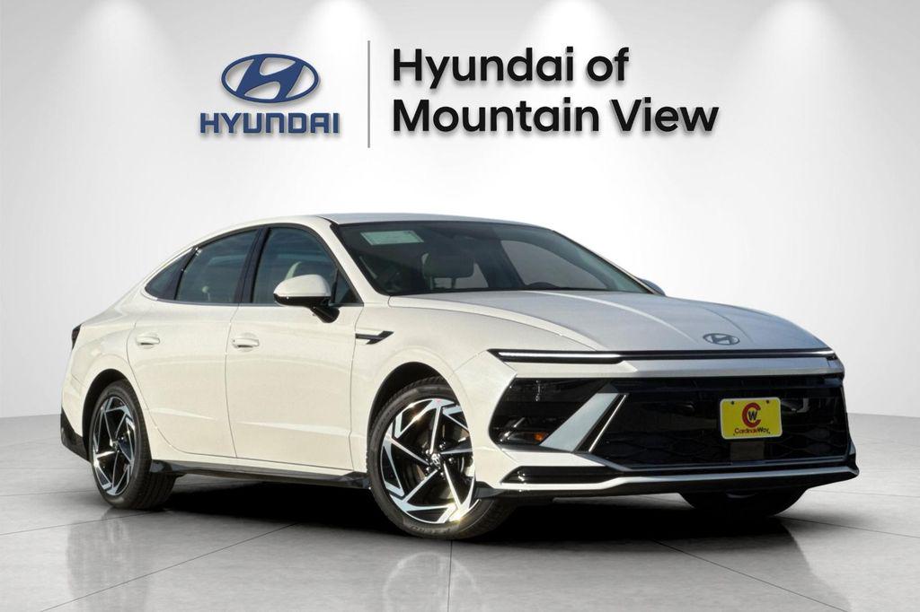2026 Hyundai Sonata SEL AWD's photo