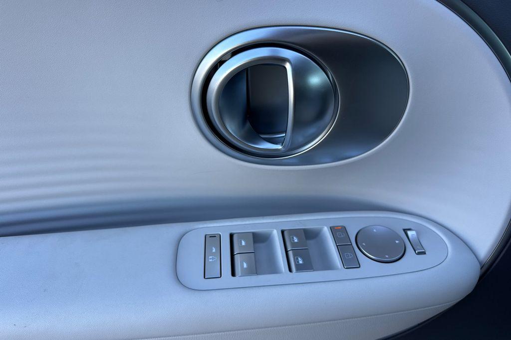 2026 Hyundai IONIQ 9 S - Photo 10