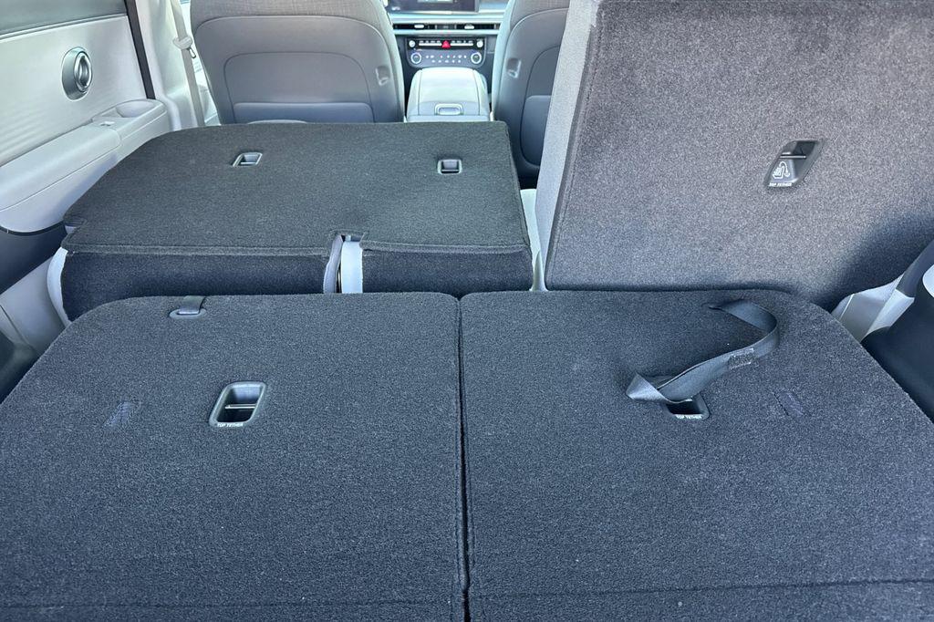 2026 Hyundai IONIQ 9 S - Photo 17