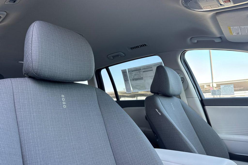 2026 Hyundai IONIQ 9 S - Photo 19