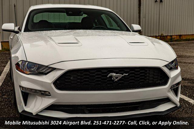 2022 Ford Mustang EcoBoost
