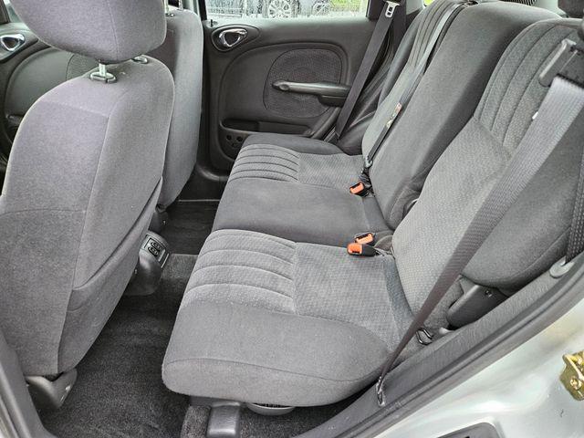 2005 Chrysler PT Cruiser Unknown