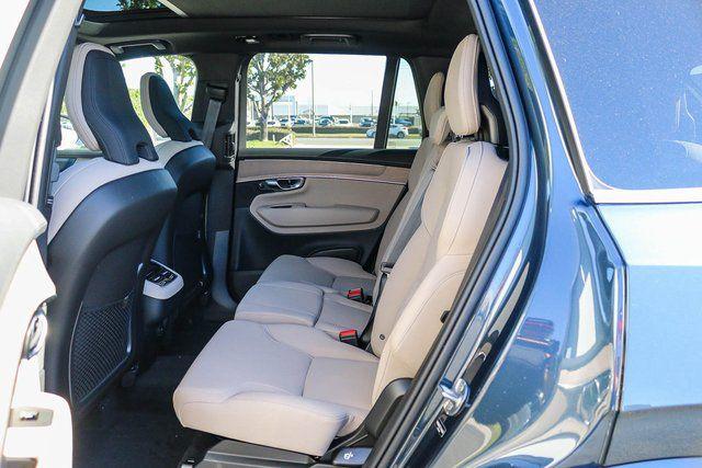 2026 Volvo XC90 Plus, B6 AWD Gas (mild hybrid), Gasoline, Bright, 7 Seats