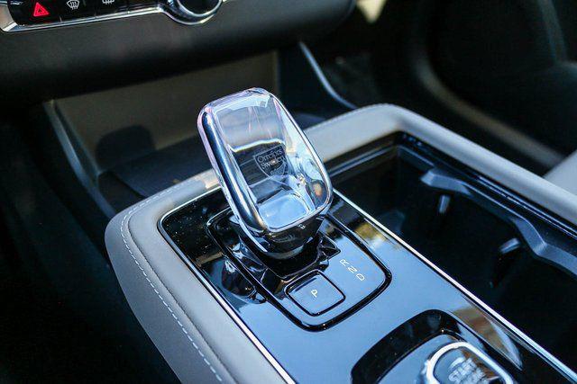 2026 Volvo XC90 Plus, B6 AWD Gas (mild hybrid), Gasoline, Bright, 7 Seats