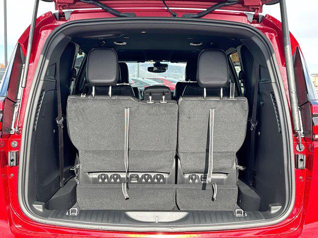 2026 Chrysler Pacifica Select AWD