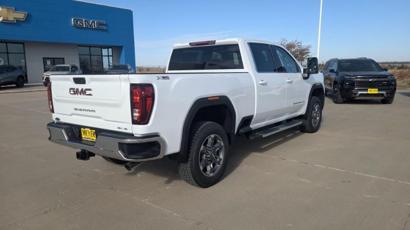 2026 GMC Sierra 2500HD Crew Cab, Standard Bed, SLE, 4WD