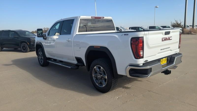 2026 GMC Sierra 2500HD Crew Cab, Standard Bed, SLE, 4WD